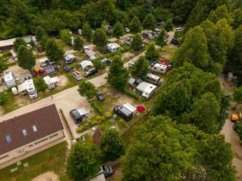 Kamp Liza Glamping Raften